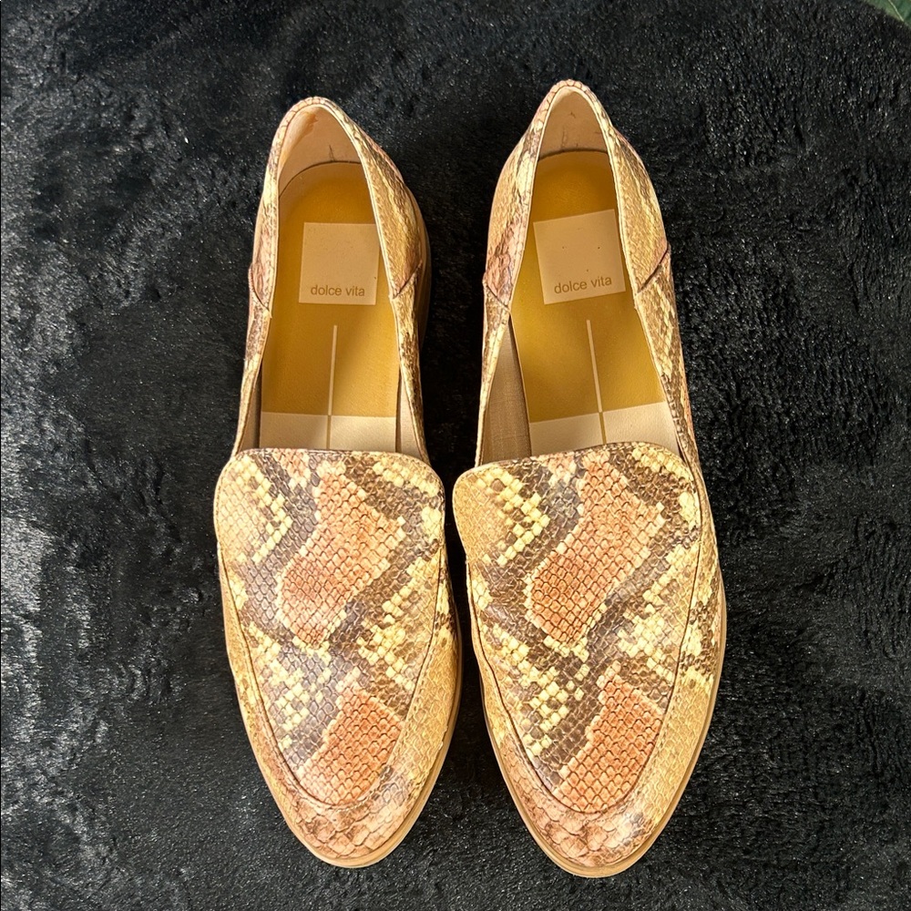 Dolce Vita Snakeskin-Print Slip-On Loafers — Tan & Brown size 8.5